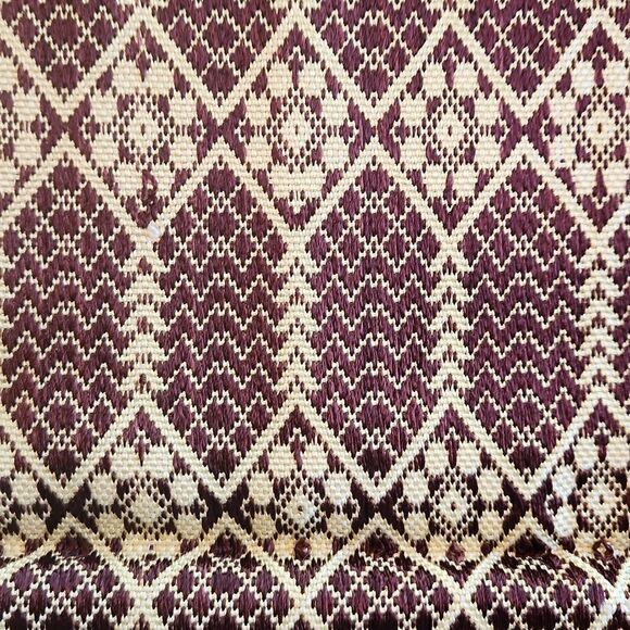 New with tag gold and brown Lithuanian woven table linen runner. - Picture 7 of 7